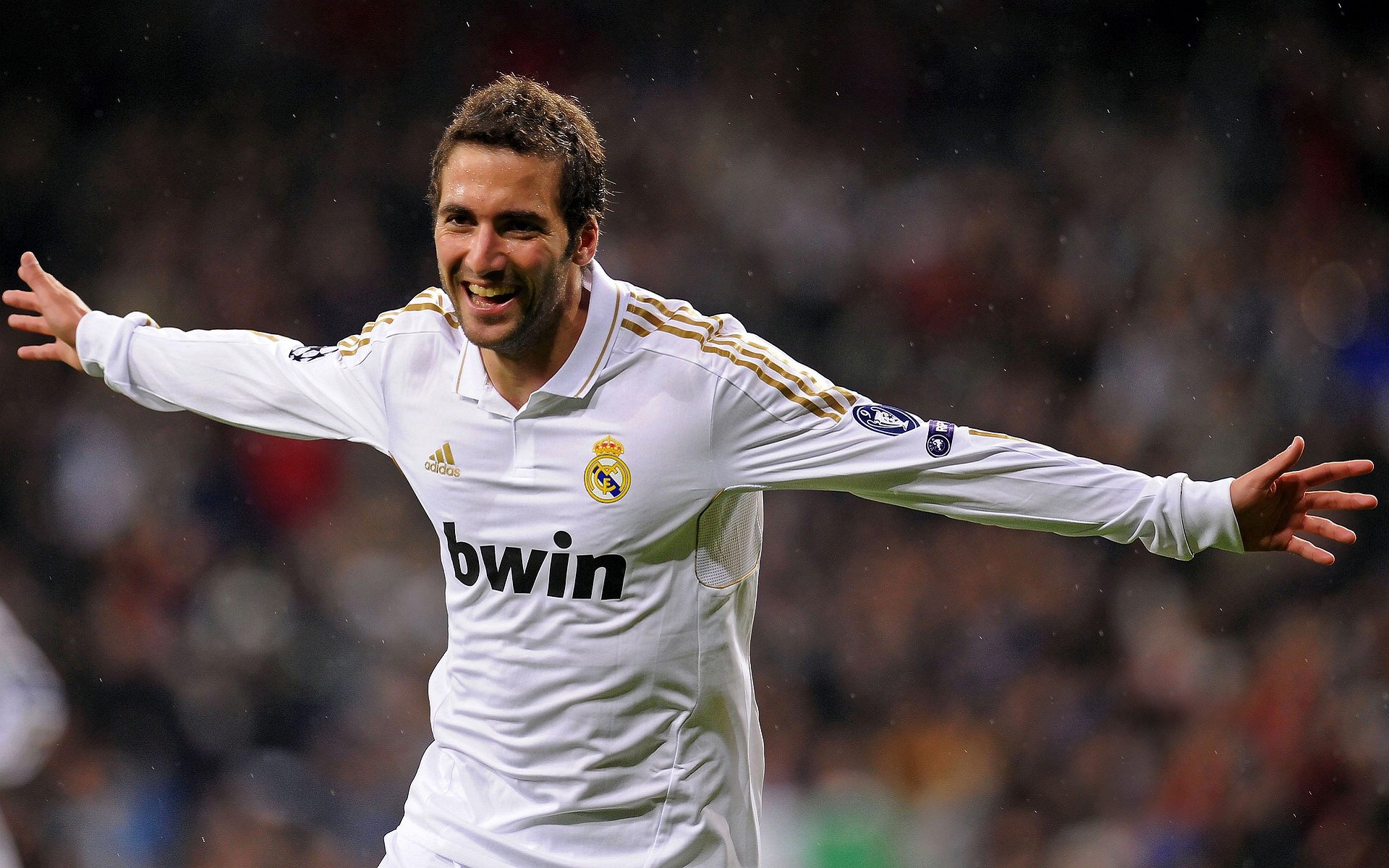 布朗为自由放弃巨额代言，球迷热议不断，布朗nba球员